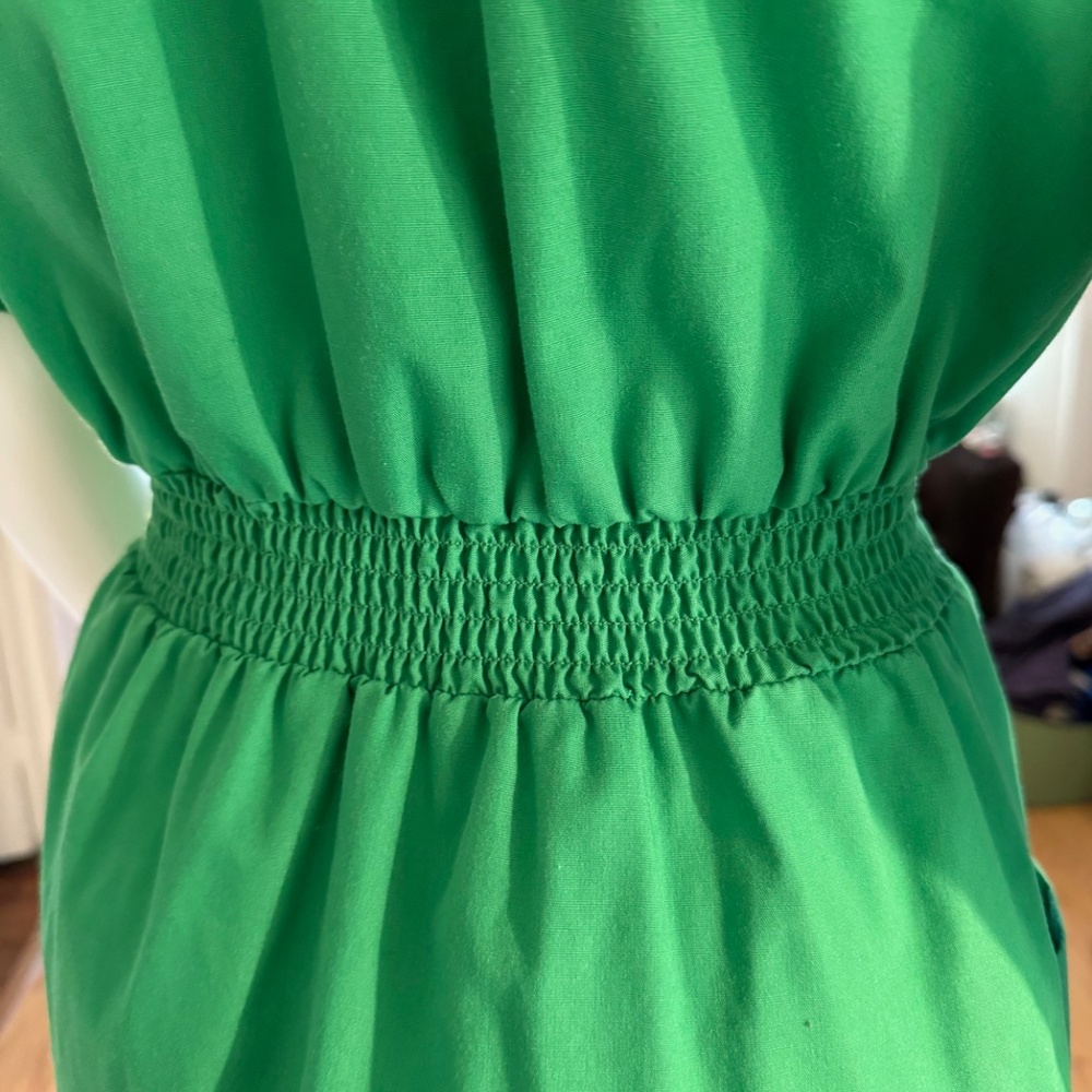 Vivid Green, Knee Length, Pocketed, Elastic Waist Dress, Shortsleeved, Vintage! - Picture 7 of 8
